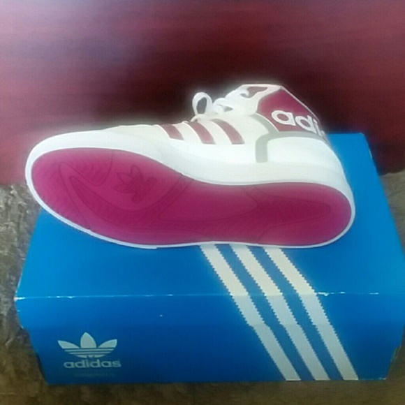 Adidas Extaball White & Burgundy Sneakers - Picture 4 of 6